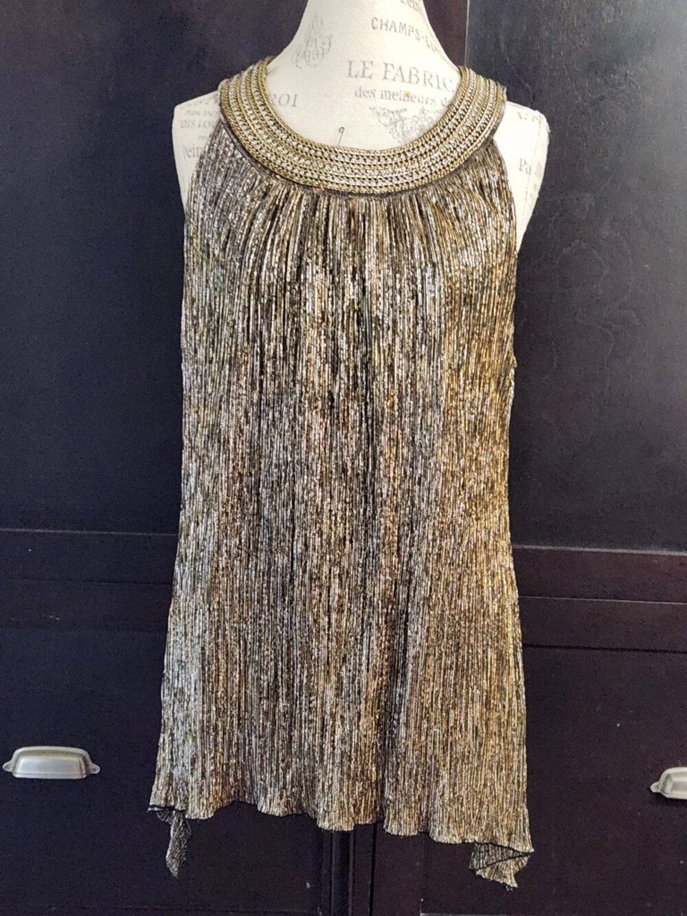 Alfani Woman 2X Gold Metallic Pleated Top Embellished Chain Rhinestone Neck